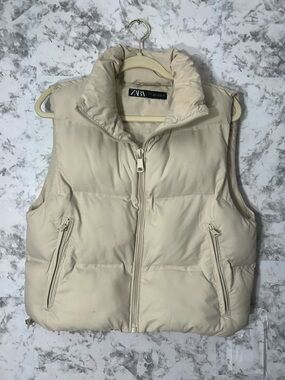 Zara Neutral Cream Quilted Puffer Vest